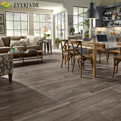 15 mm Eichenholz Holz Selbstklebstoff-Laminat-Boden für Badezimmer Online-Technischer Support