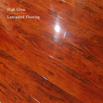 Klicken Sie Laminatboden 15 mm hohe glänzende Laminatholzboden mit befestigtem Pad