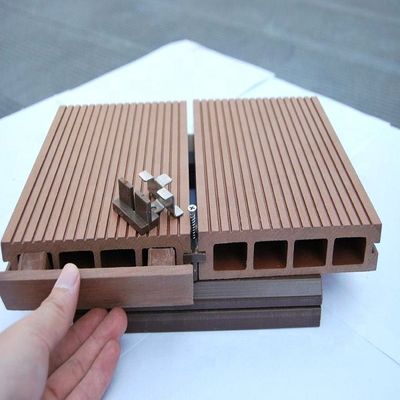 3D-Modelldesign WPC Decking Clip Zubehör mit PU-Schaum schalldichtem Teppichunterlage