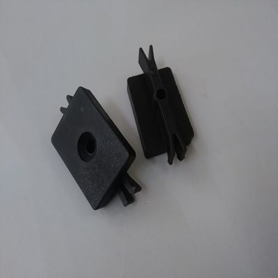 3D-Modelldesign WPC Decking Clip Zubehör mit PU-Schaum schalldichtem Teppichunterlage