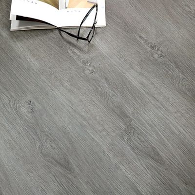 Büroholz wie selbstklebende Vinyl-PVC-Kunststoffböden mit geprägtem Design