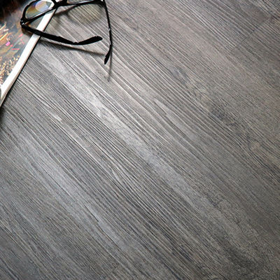 Büroholz wie selbstklebende Vinyl-PVC-Kunststoffböden mit geprägtem Design