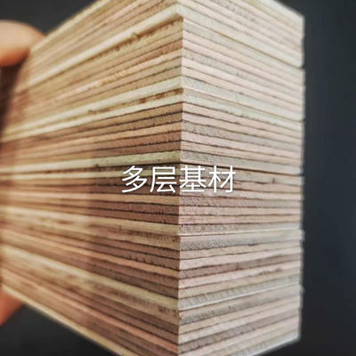 Mehrschichtliche Holzfußböden 15 mm Walnuss-Eiche-Platte für Schlafzimmer Treppen installieren