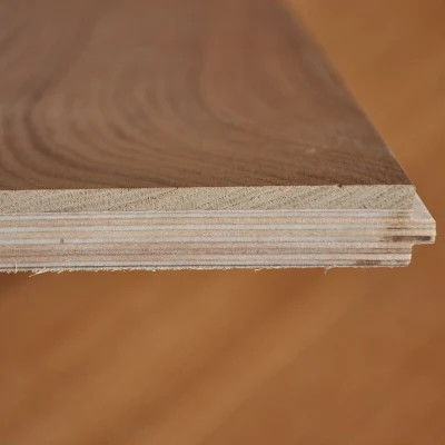 Laminat-Mehrschicht-Drei-Schicht-Engineering-Eiche-Boden für eine glatte TG-Installation