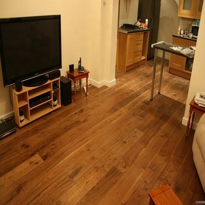 Drei-Schicht-Architektur-Holzboden 20 mm europäische Eiche mit schwarz geprägtem Finish