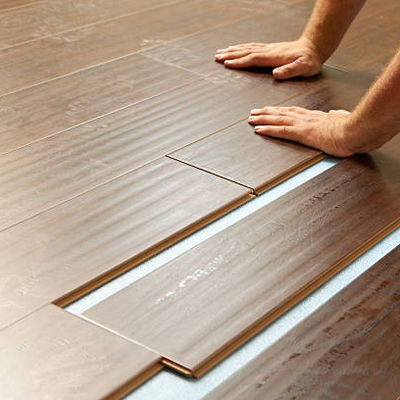 Druckte U-Groove-V-Groove-Anti-statische Fischbein-Laminat-Bodenfliesen für das Wohnzimmer