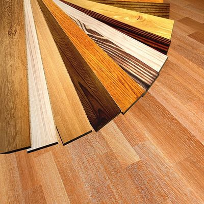 Innenräumliche SPC-Böden mit UV-Lackbeschichtung und einfacher Installation des Unilin-Klicksystems