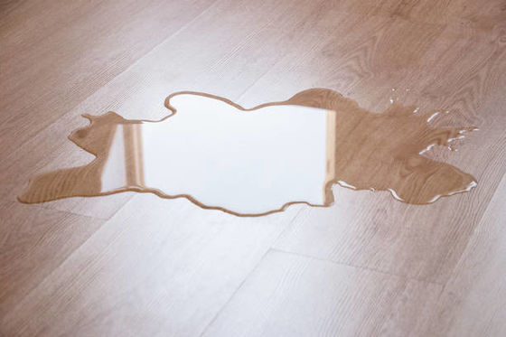 Feuerfeste Wasserdichte PVC Lvt Vinyl Klick Fußboden Luxus Vinyl Planke für Innenräume