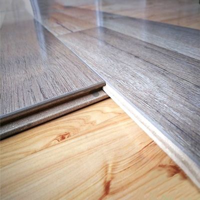 OEM ODM von Graulaminat-Vinylböden in Großbritannien mit ISO9001 / ISO14001 / CE-Zertifikat