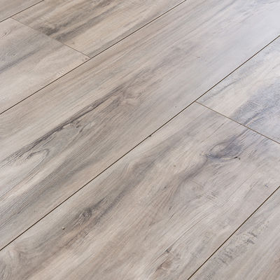 1218*303mm feuer- und wasserdichte Eichen-Laminat-Holzböden für Wohnzimmerverbesserungen