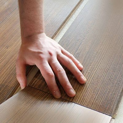Aufgestellte Bürste Laminat Fußboden TAP GO Dekor Holz Fußboden Klick-System Quadratische Kanten