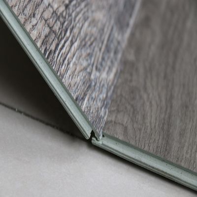 Unilin Click System 4 mm 6,5 mm Herringbone PVC Vinyl Fliesen LVT Boden in Holzfarbe