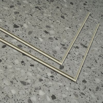 Einfache Installation Unilin-Klick-System SPC-Vinyl-Boden mit UV-Lackbeschichtung