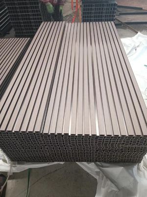 Hochwertige dekorative PWC-Wandplatten Innenraum WPC-Wandverkleidung in kundenspezifischen Farben