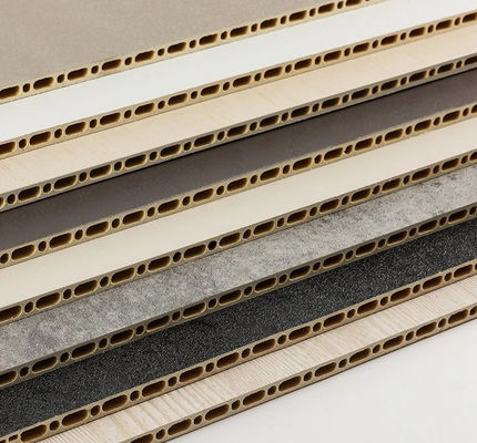 Wanddekoration im Innen- und Außenbereich Moderne Kunst aus zusammengesetzten Holzplatten für Innenarchitektur