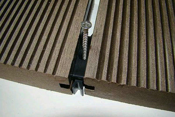 WPC Decking Board mit Zubehör Glatz / Prägelt 12 Farbauswahl
