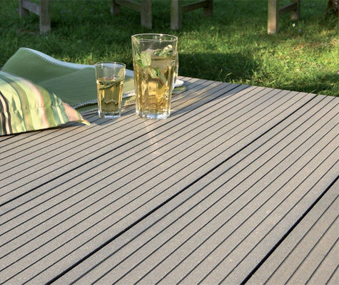 WPC Decking Board mit Zubehör Glatz / Prägelt 12 Farbauswahl