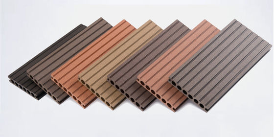 Moderner Design-Stil gegraubte Envision-Verbundholzdeckerplatten mit farbigen Preisen