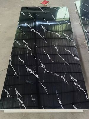 Wasserdichtes hochglänzendes PVC-Wandbildschirm aus künstlichem Stein UV-Marmorfurnier für den Haushalt